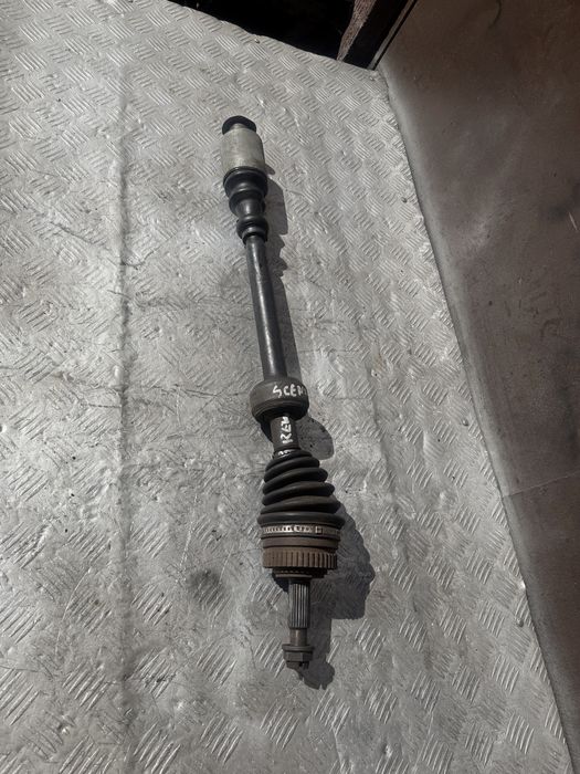 Полуось привод Renault Scenic RX4 2002 сценик рх4