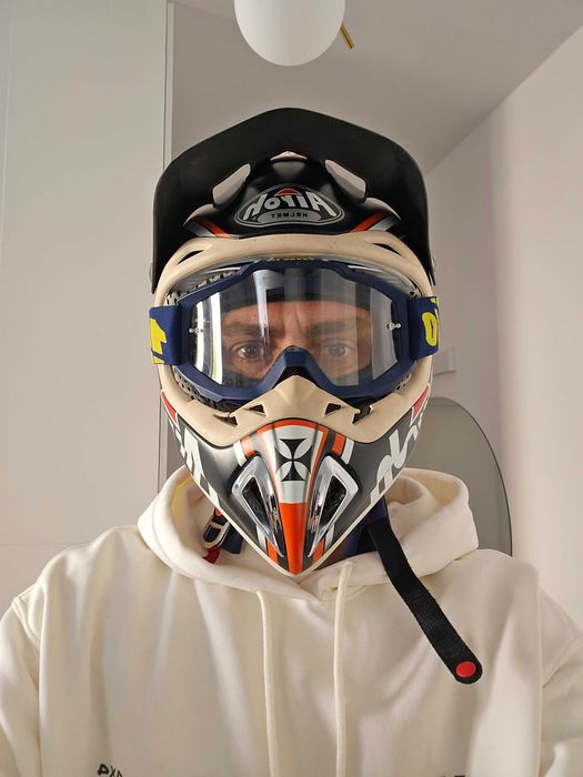 Kask Airoh Stelt M 990gr