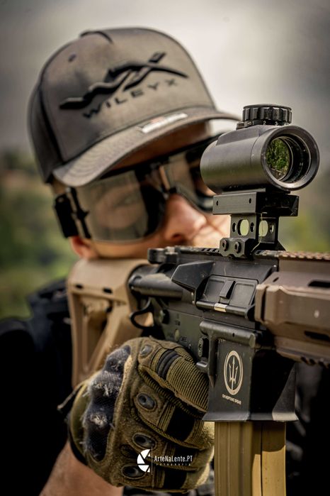 Réplica de Airsoft (Rossi Neptune) + Acessórios