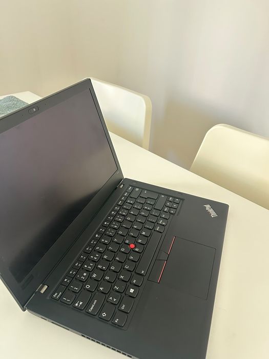 Nootbook Intel Core i5- 835OU
