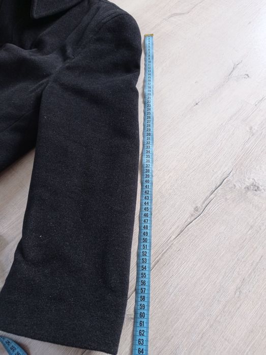 Zimowy płaszcz męski