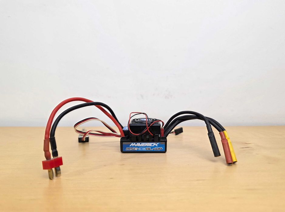 Combo bezsczotkowe Surpass Rocket 3300kv 3660 + ESC Maverick MSC-30BL-WP
