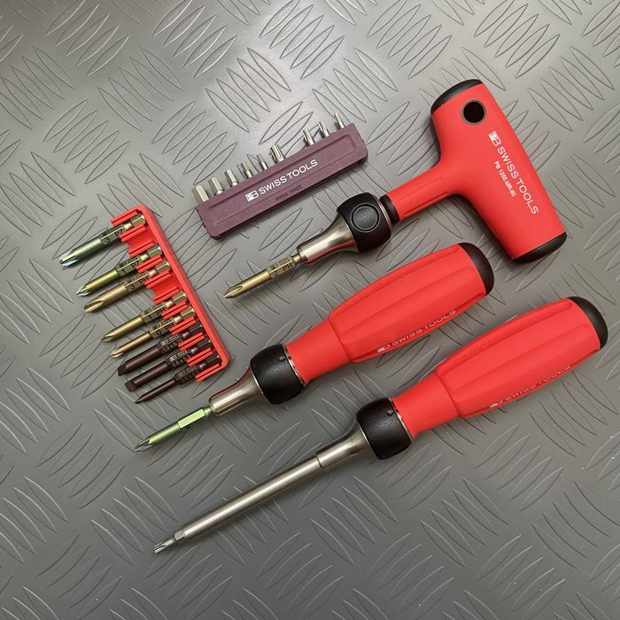 PB swiss tools викрутка бітотримач