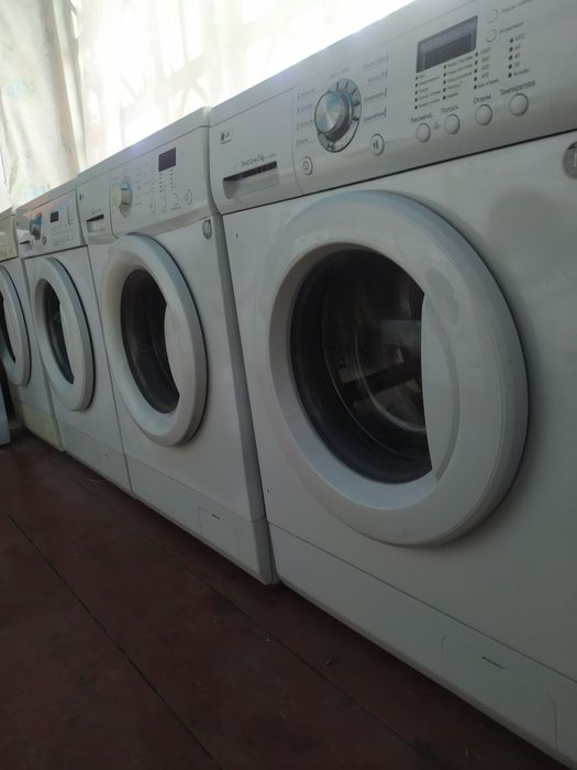 Продам пральну машину LG 5-6кг