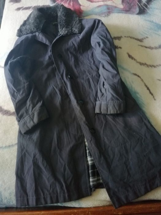 Vendo várias roupas de senhora por apenas 7€