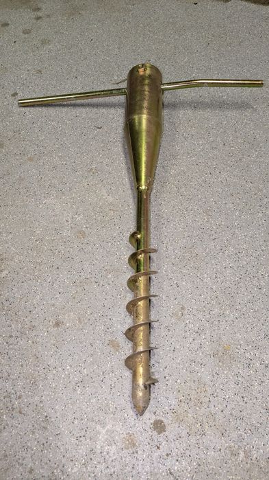 Wkręcane mocowanie parasola ogrodowego