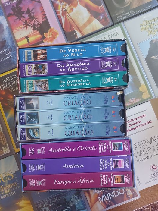 32 Cassetes VHS antigas