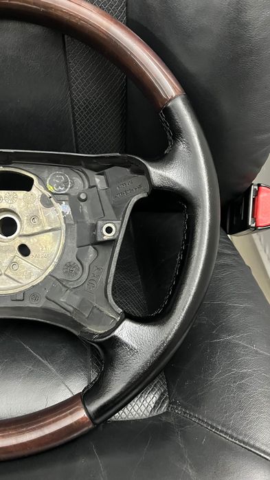Руль е38 е39 е53 рестайл
BMW OEM Wood & Leather E38 E39 E46 E53