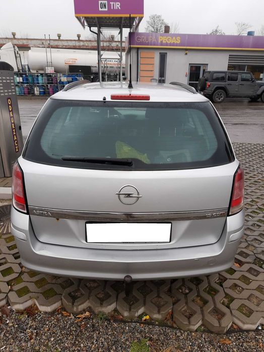 Opel Astra H 150 KM, 6 biegowa, 2008 rok, przebieg 250 tys. km