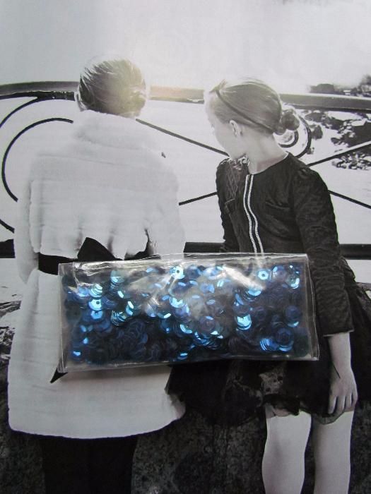 Набор синих пайеток