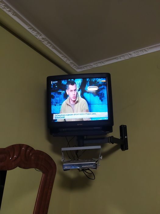 Продам телевизор.