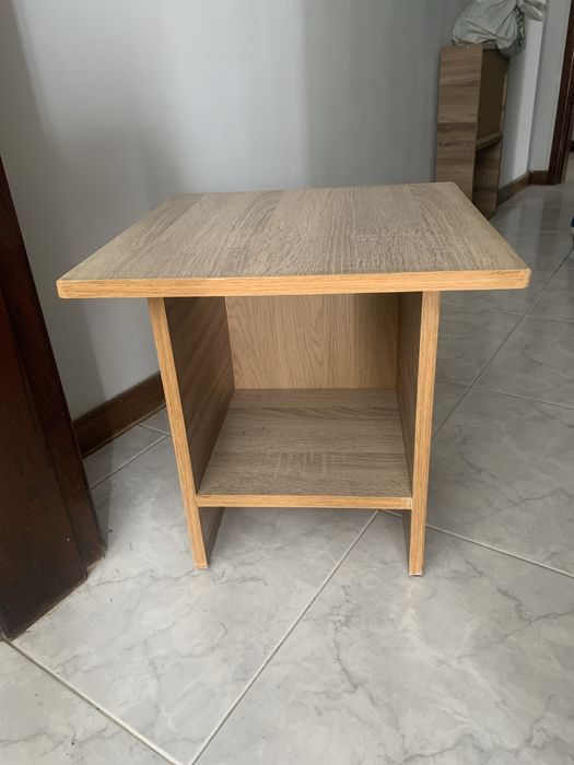 Mezinha de sala em madeira melamine