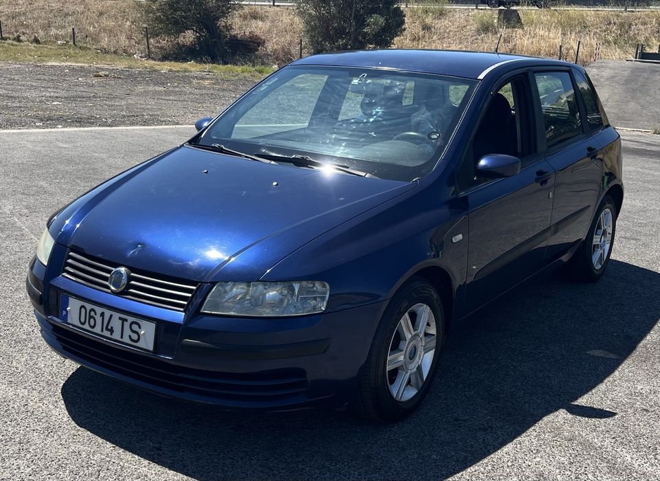 Fiat Stilo 1.2 - Gasolina - Ano 2002 - 5 portas foto 2
