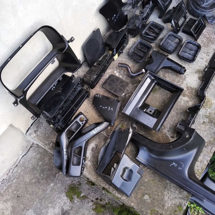 Пластик в салон венто гольф 3