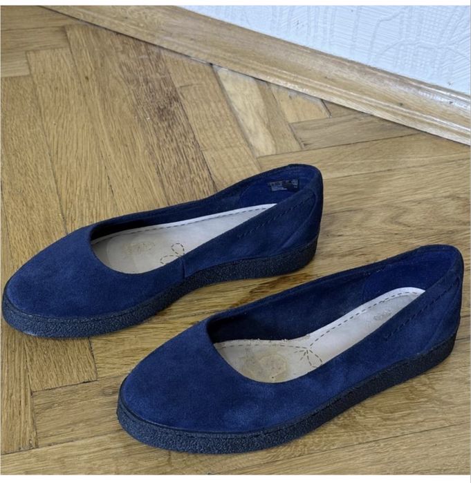 Сині замшеві туфлі clarks на платформі