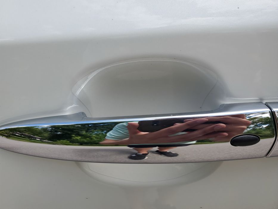 Nissan Leaf SL 62kwh