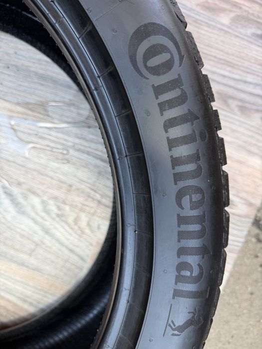 Шини Continental 285/40/R22