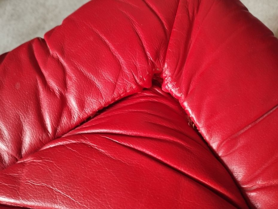 Banqueta vintage em pele