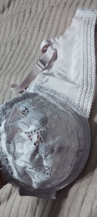 Бюст прімарк 75 є