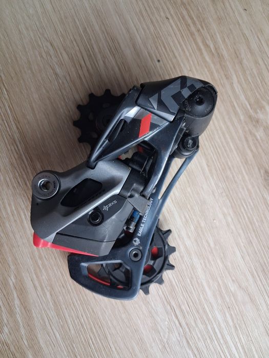 Przerzutka tylna SRAM X01 Eagle AXS bluetooth  bezprzewodowy