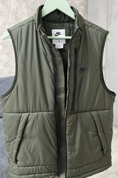 Оригінал! Жилетка Nike Vest M