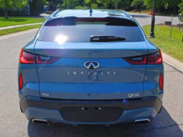 2023 Infiniti QX55 Essential