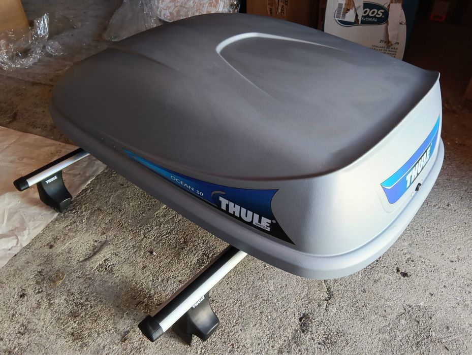 Box Thule modelo 80 + duas barras