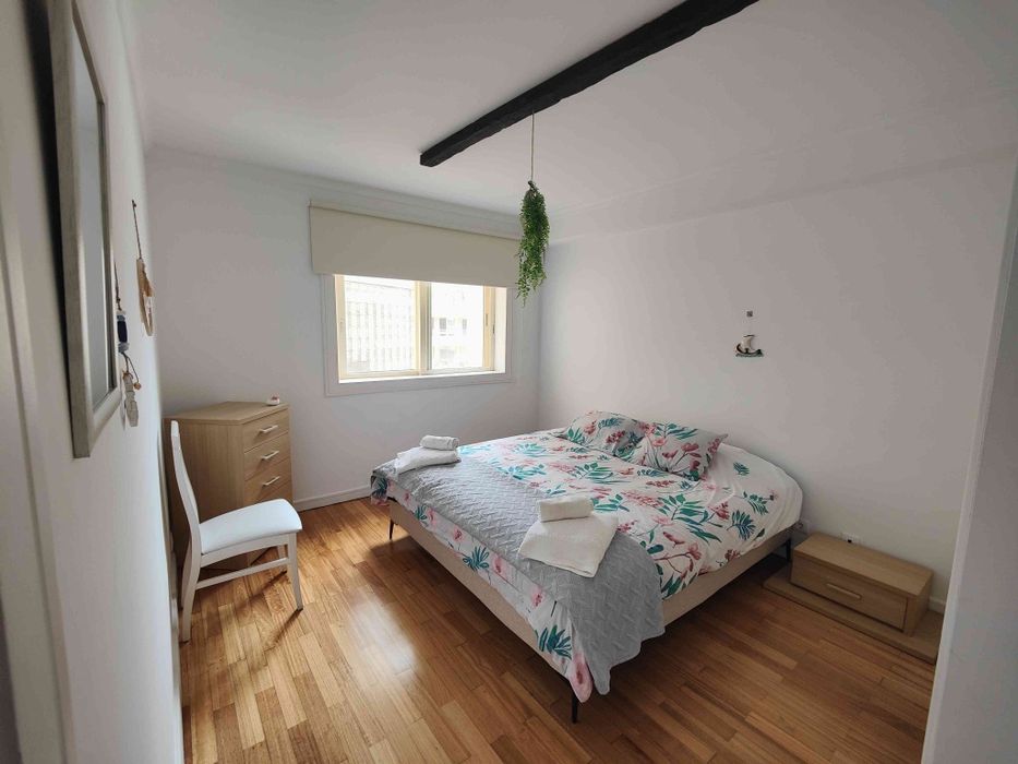 Apartamento T1 com garagem e piscinas