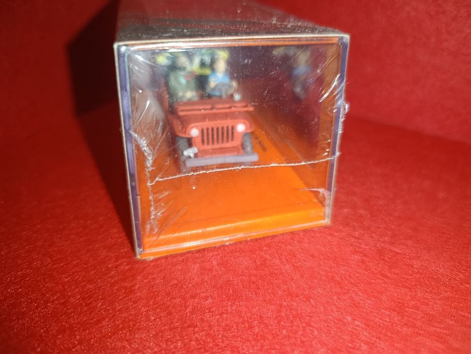 Tintin Jeep Willys MB 1943 Novo