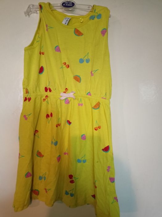 Sukienki zestaw 122/128