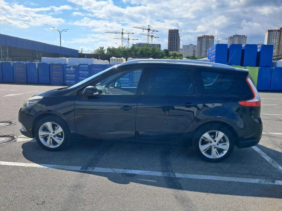 Renault Grand Scenic 2013