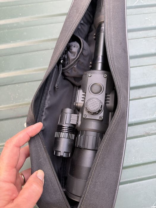 Mira noturna apenas usada 2x nova