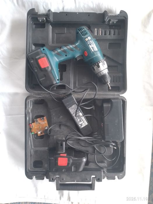 Шуруповерт ДША1-10-РЄ2-18 на запчастини