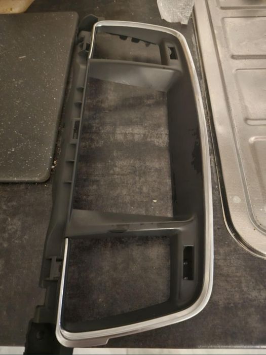 Przełączniki do grzania foteli z obramówką peugeot 508