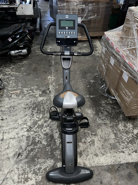 Bicicleta Estática BH Carbon Bike Dual – M6 Monitor