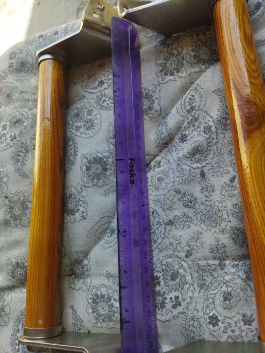 Продам; ручки дверные большие( для учреждений)