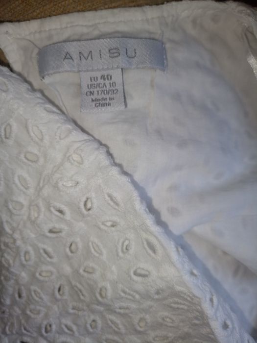 Sukienka biała spódnica