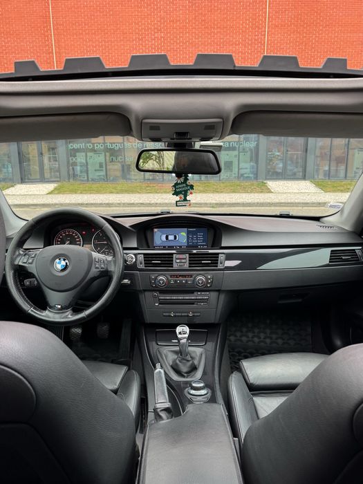 BMW 320d Coupé Pack M | GPS Pro | Teto Abrir | Pele | NACIONAL