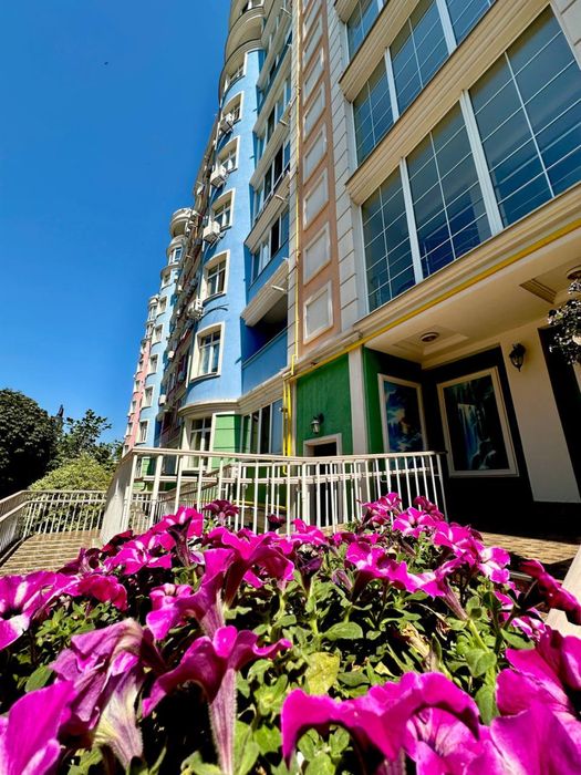 Продаж ЖК « Акварєль» , ЖМ Перемога