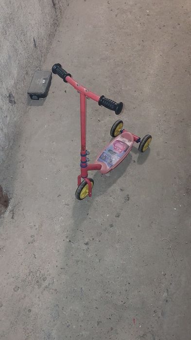 Hulajnoga dziecięca.