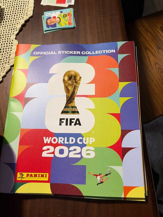 Panini Mundial 2026 | Vendo/Troco em Castelo Branco | Davies Extra Gold + Cromos + Cadernetas