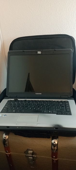 Toshiba l300 peças