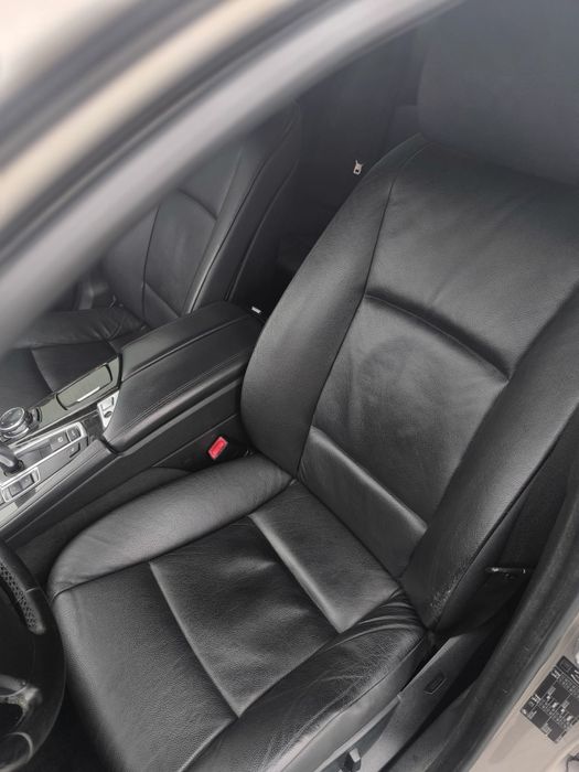 Продам BMW 525i(официал)