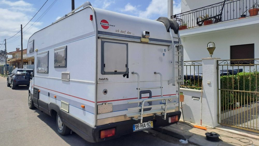 Autocaravana Fiat Ducato 2.8 TDI Bürstner - 6 Lugares