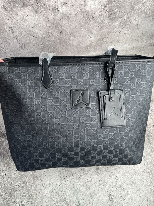 Сумка Jordan Monogram Tote Bag Black (MA0896-KK2) Оригінал