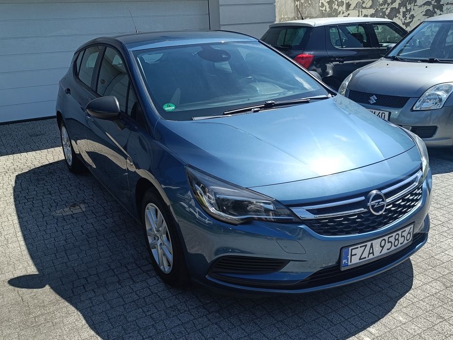Opel Astra K  Oszczędna