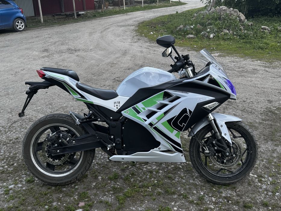 Електромотоцикл Like Bike Earth White