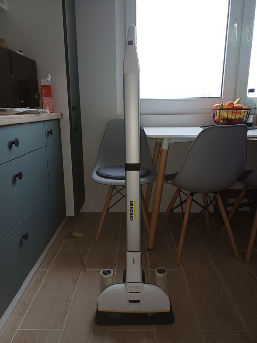 Mop elektryczny bezprzewodowy KARCHER EWM2