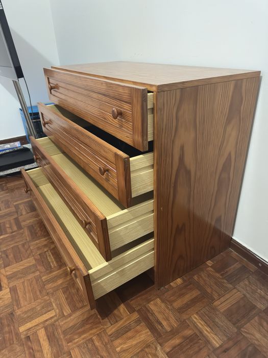 Cómoda de quarto