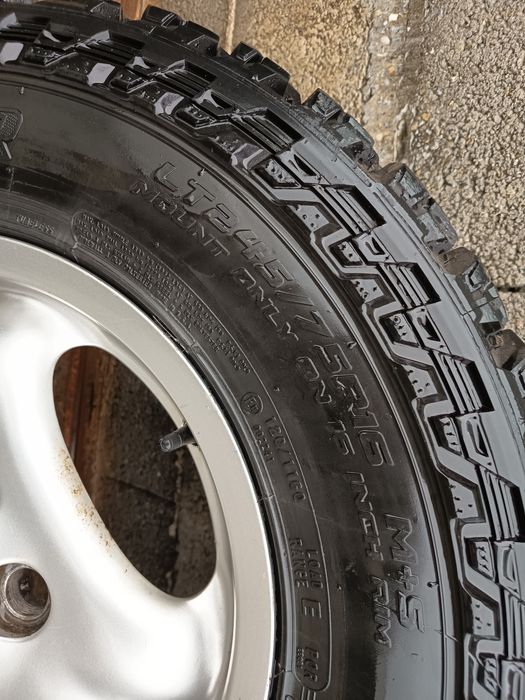 Pneus 245 75 r16 Cooper ST max